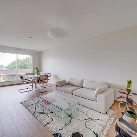 With Balcony St Genes And Parking